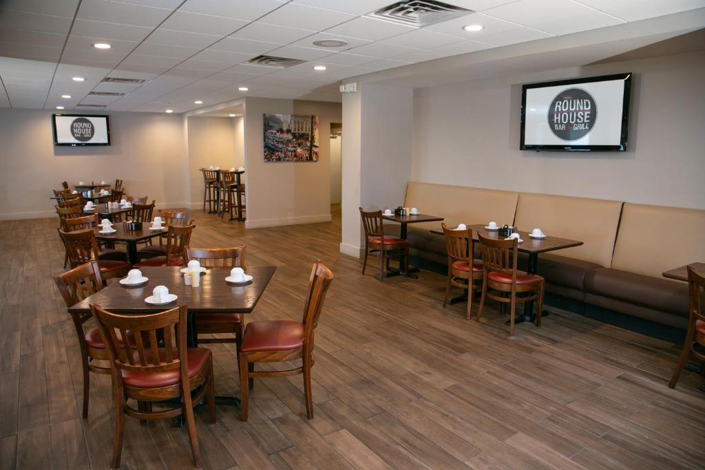 Holiday Inn Metairie New Orleans, an IHG Hotel photo 1