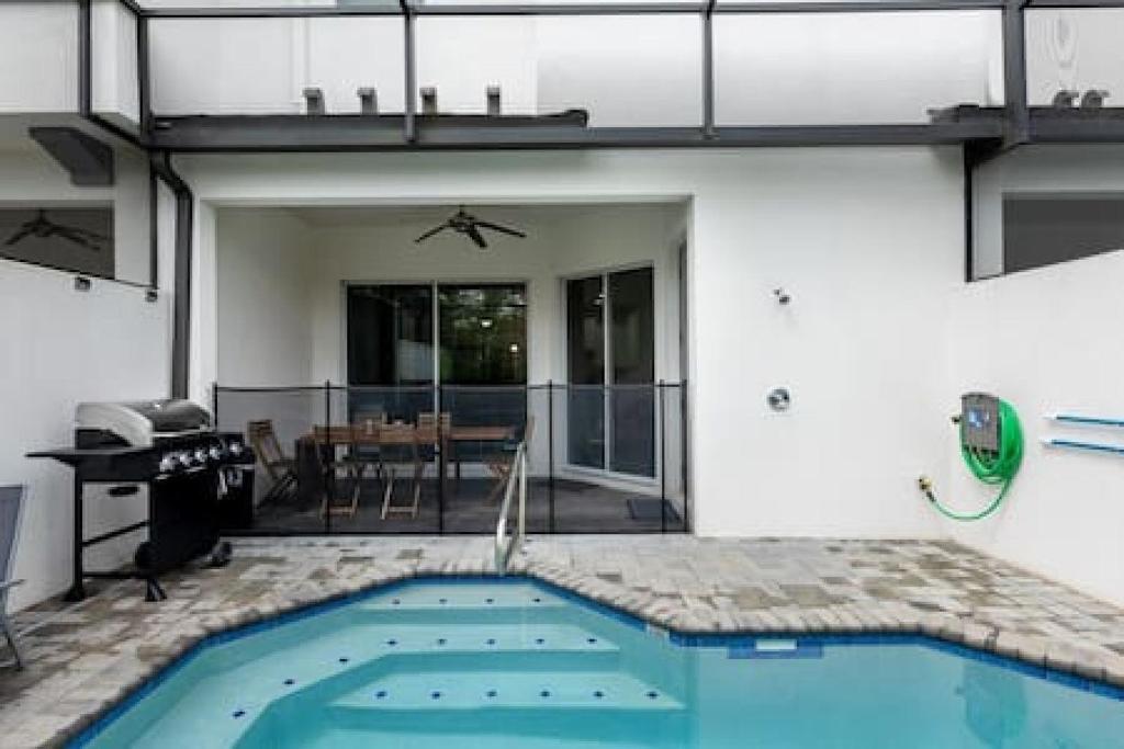 Stunning private pool Disney 506 photo 3