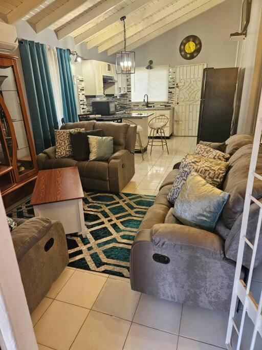 Cherr-ific Getaway Villa