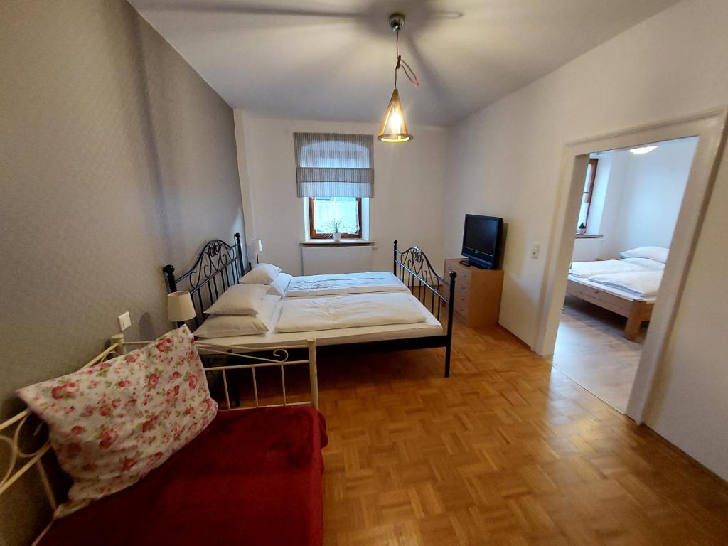 Bayrische Sonnenaufgang 2 Zimmer Whg
