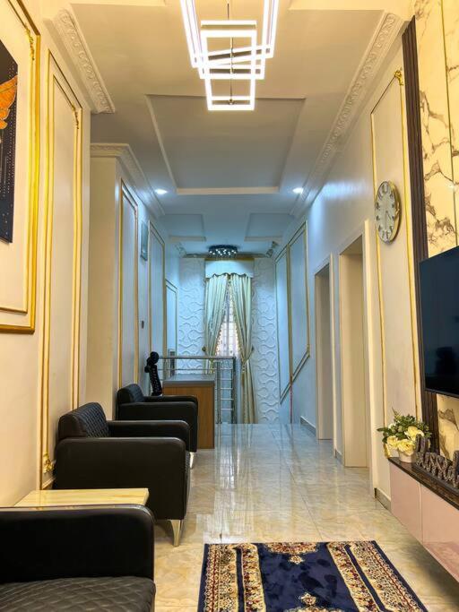 Luxury Charming 5Bed Duplex With Starlink wifi - Lekki photo 1