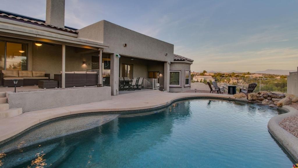Breathtaking Views & Htd Pool in Fountain Hills! image