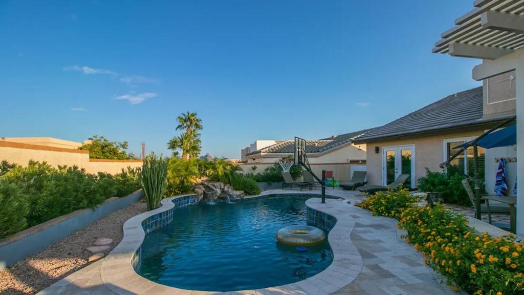 Spectacular Hilltop Home W/resort Like Backyard! image