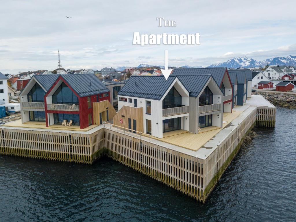 CornerView Apartment Henningsvær photo 1