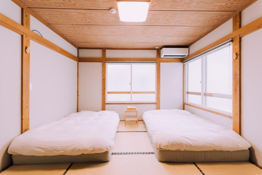 Yuzawa Onsen Lodge 1min to LIFT A House photo 1