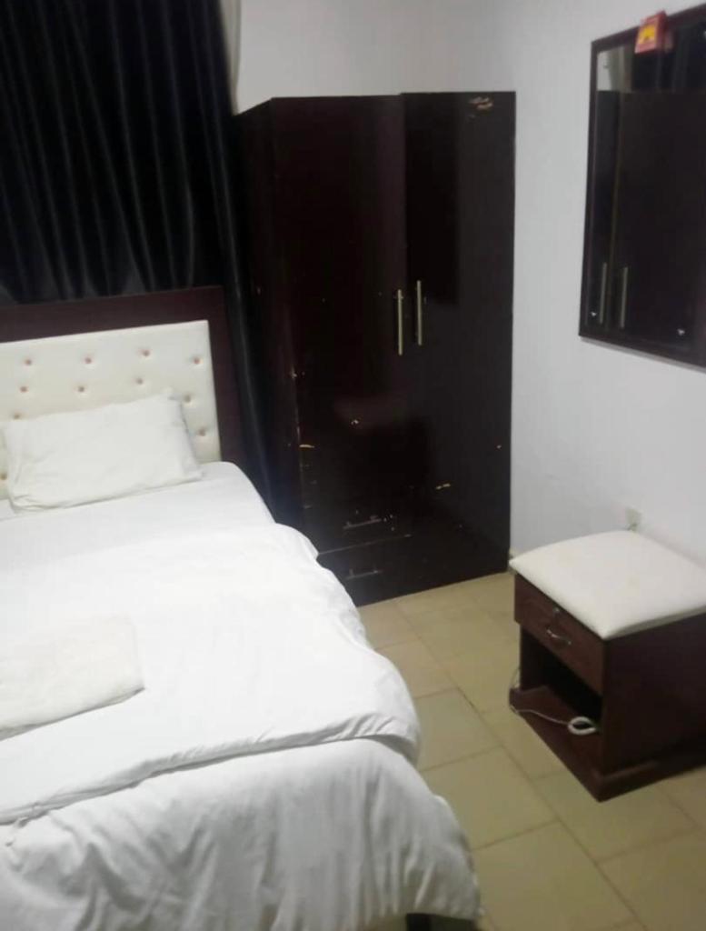 Dovan Lodge Enugu photo 2
