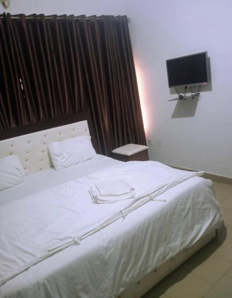 Dovan Lodge Enugu photo 3