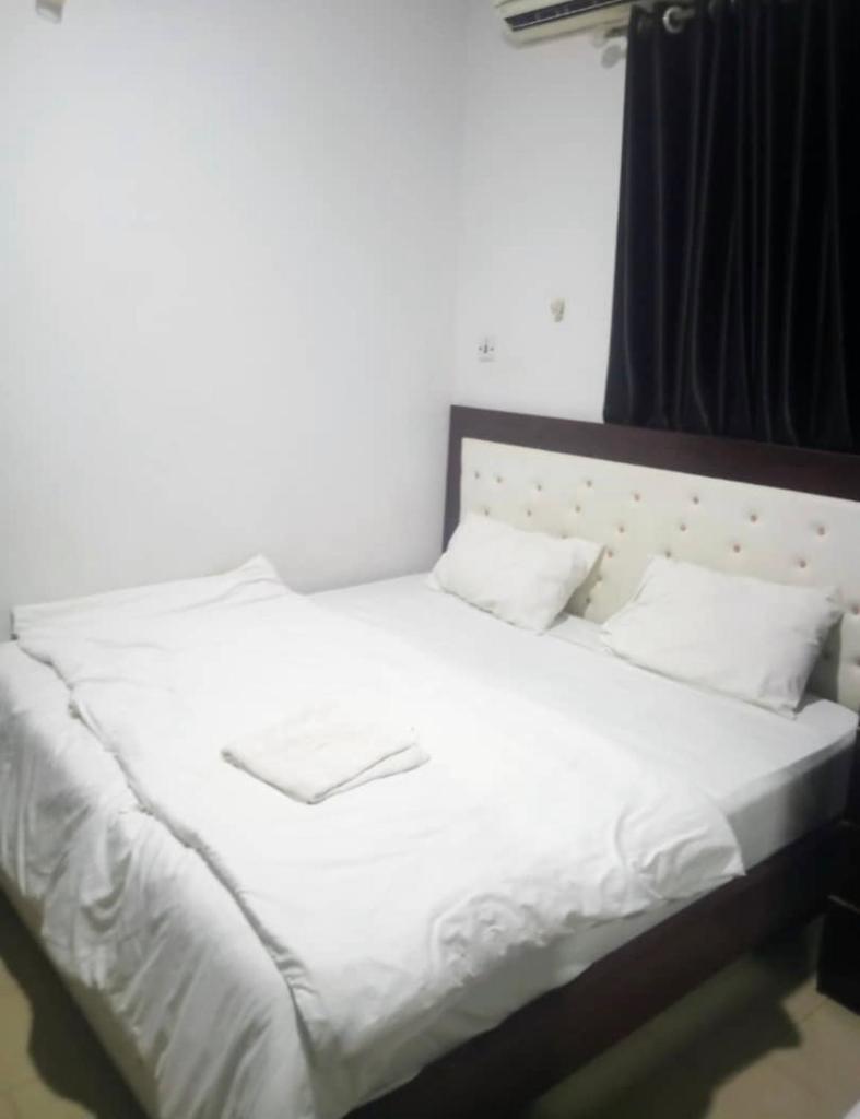 Dovan Lodge Enugu photo 1
