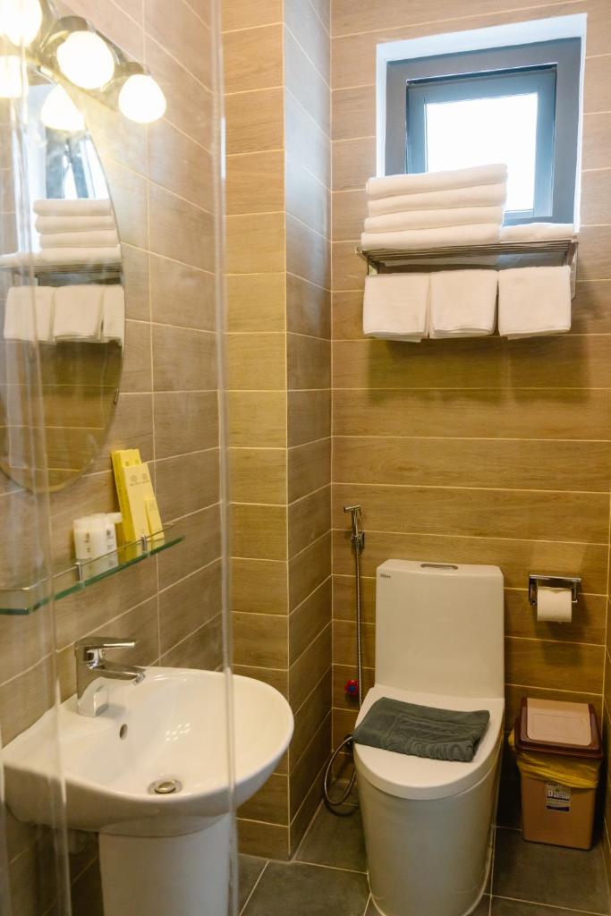 Ba tam vu sua homestay