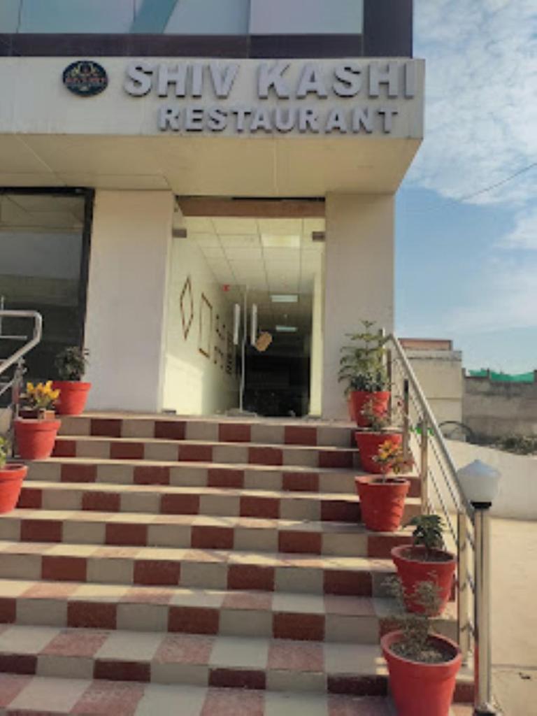 Hotel Shiv Kashi,Sultanpur photo 4