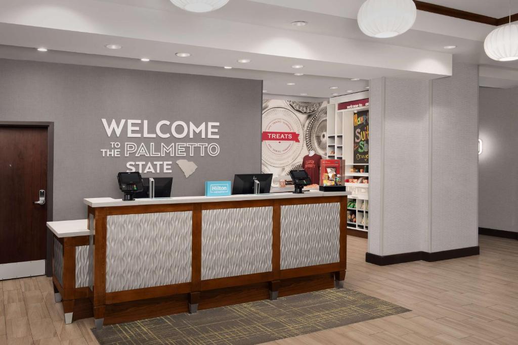 Hampton Inn & Suites Orangeburg, SC photo 3