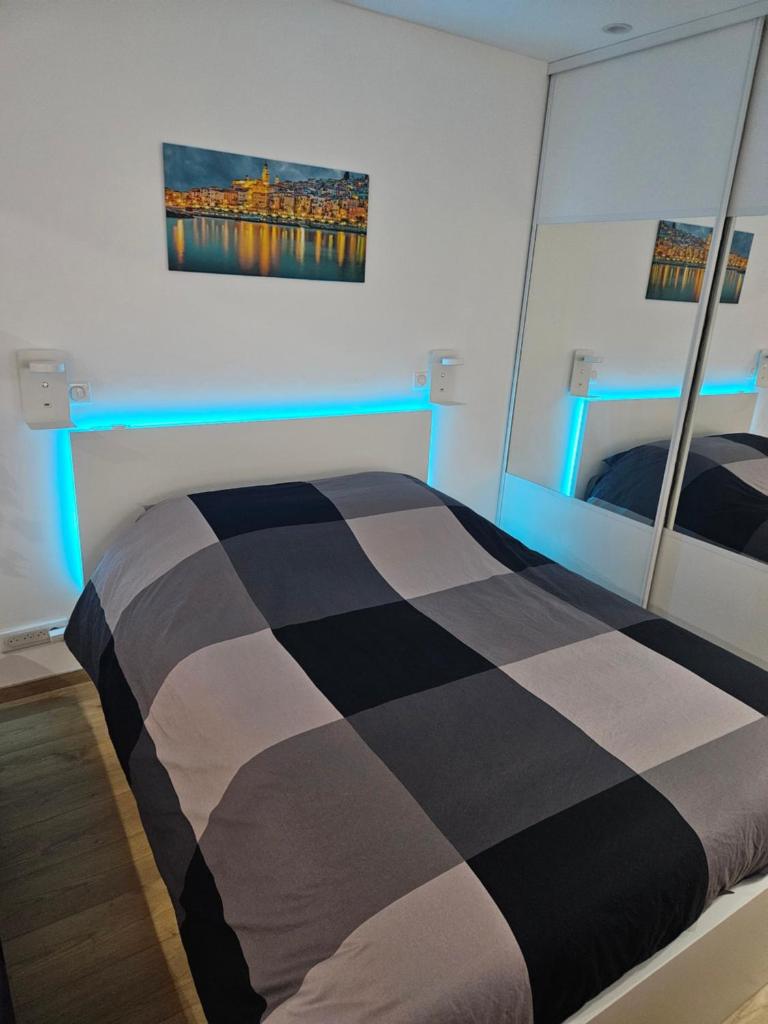Lovely appartement near sea and Monaco with free parking