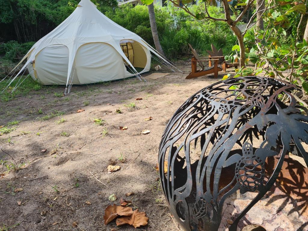 Wild Lotus Glamping - Mayreau, Tobago Cays photo 2