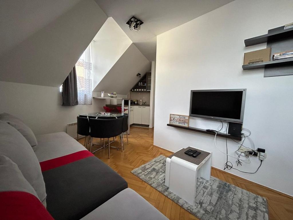 Apartment Končul,Kraljevi Čardaci photo 1