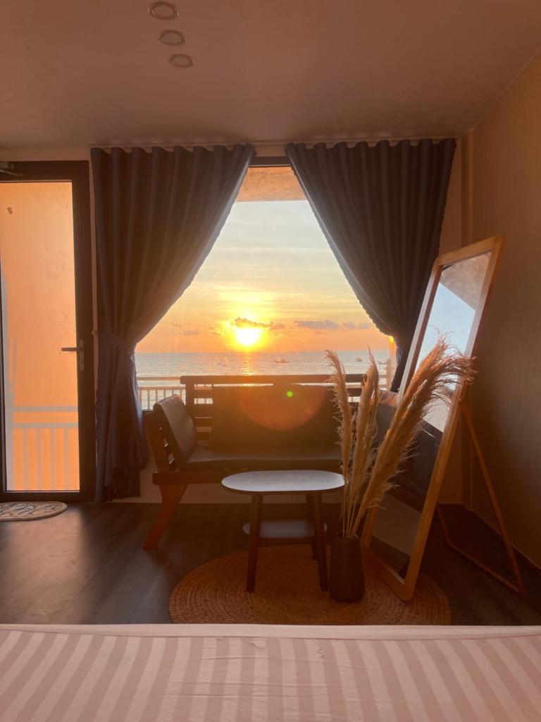 Vích Homestay - Đảo Phú Quý