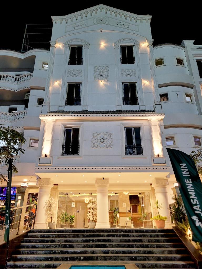 Jasmine Inn Deluxe photo 2