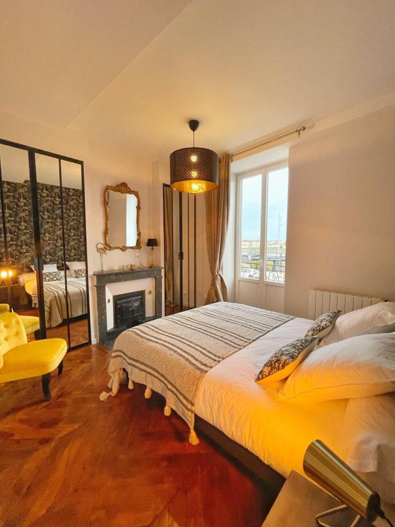 Charming appartement with a view of the Saone