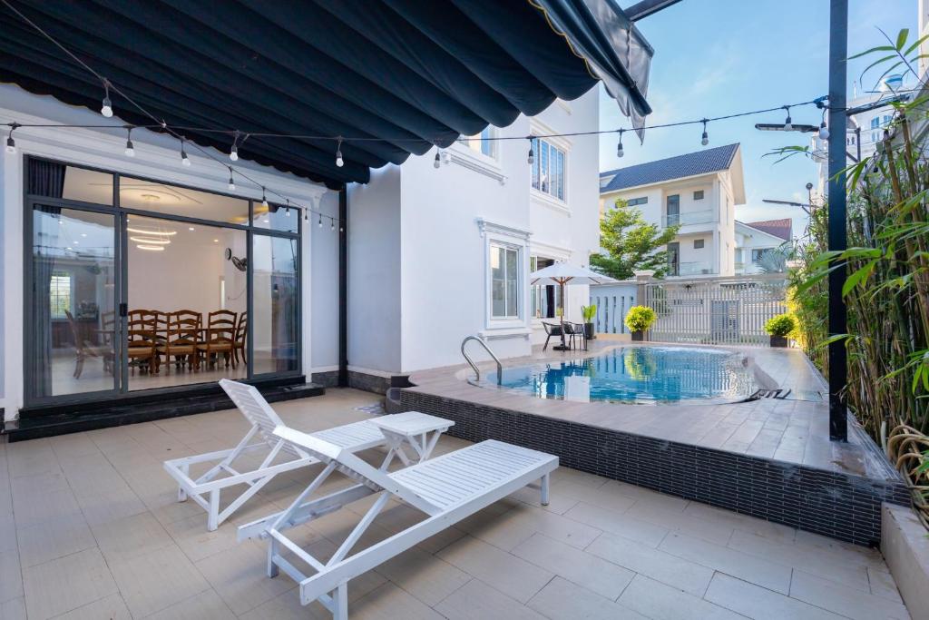 PALM VILLAS 33 -VINTAGE