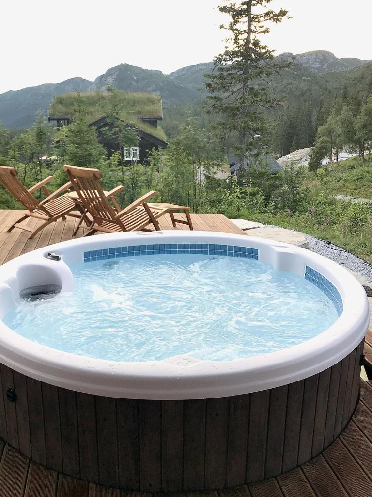Cozy cabin on Lifjell with jacuzzi close to cross-country trails and hiking trails photo 4