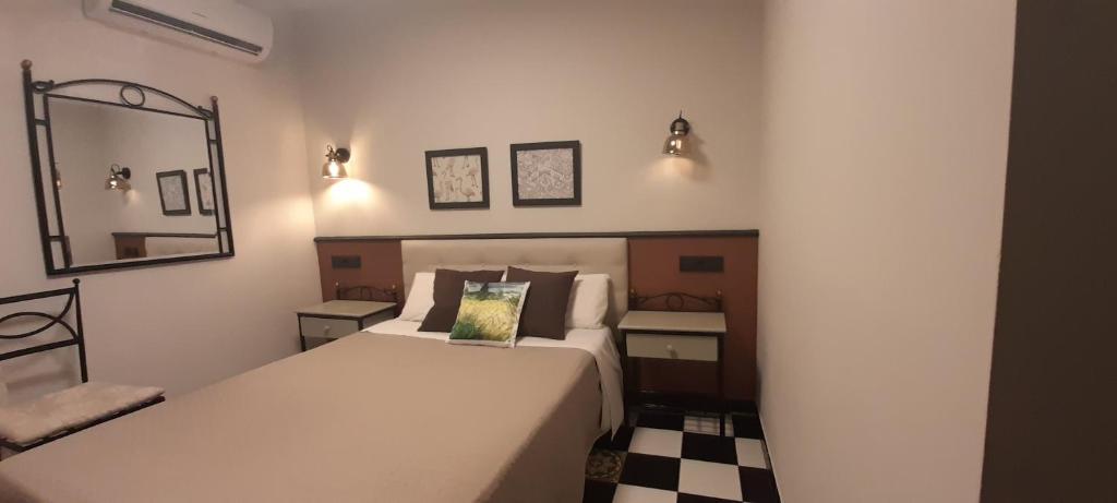 Hostal El Lechuguero photo 2