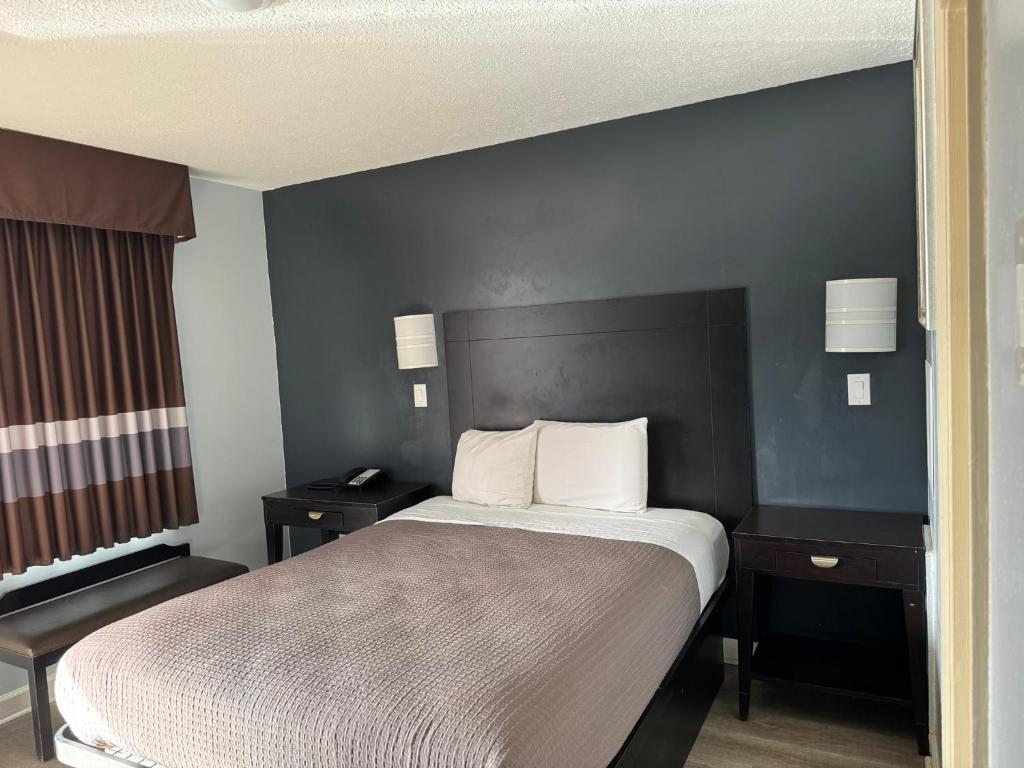 Budget Inn Danville photo 1