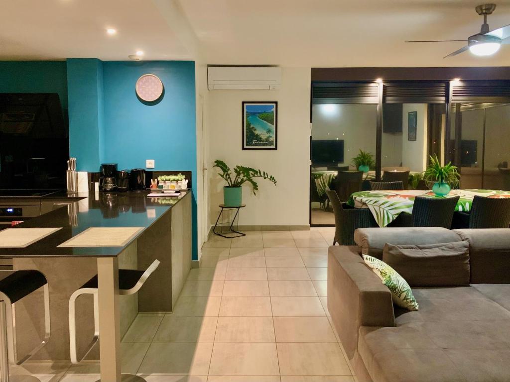 Kaili Ocean view luxury 2BR AC throughout Fiber Wifi & Pool photo 2