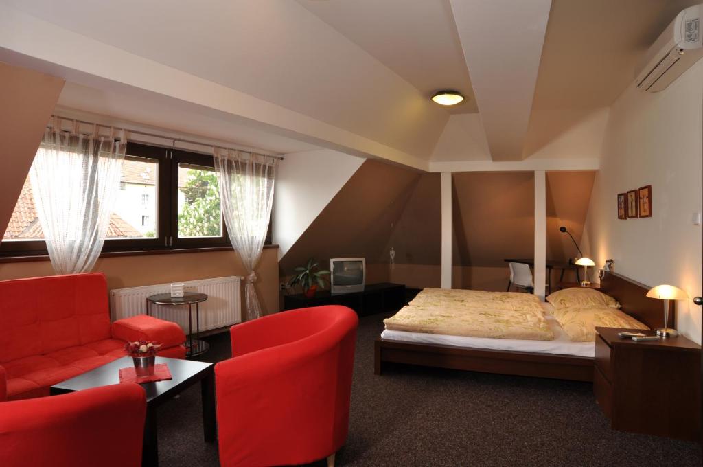Hotel U Zlatého býka photo 2