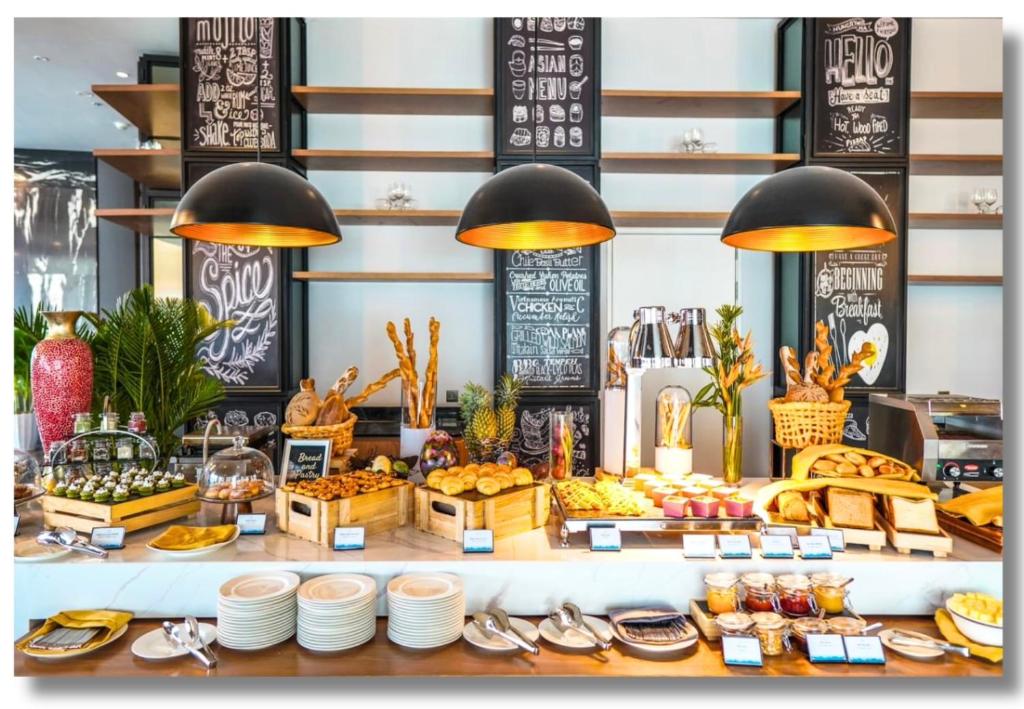 FLC Sea Tower Quy Nhon - Tran Hieu Condotel