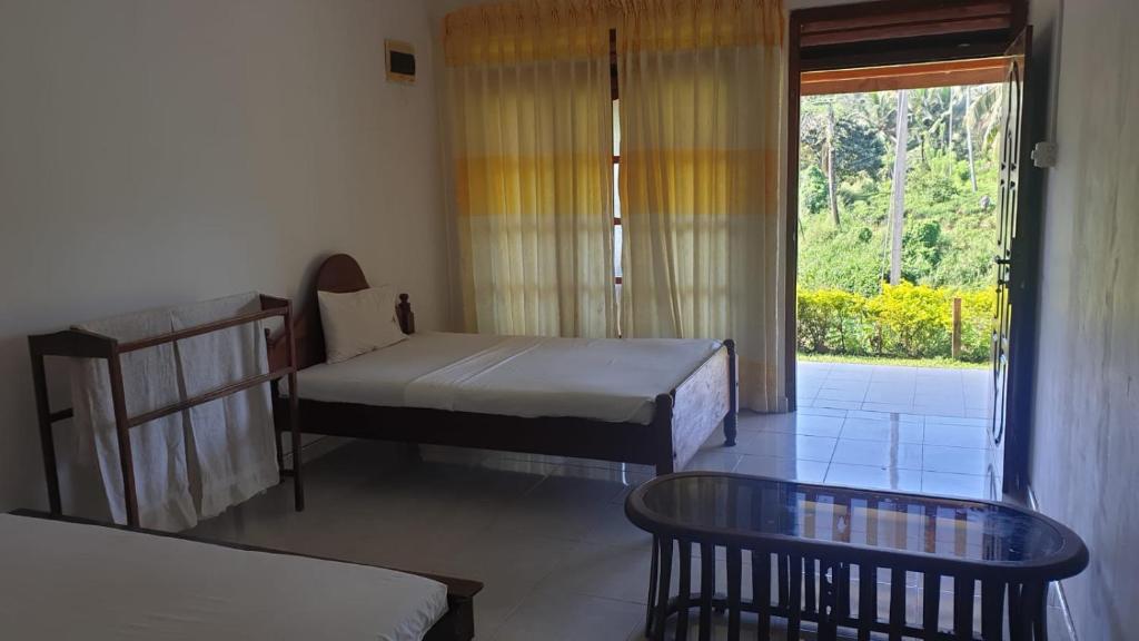 Sinharaja Hostel 114 photo 2
