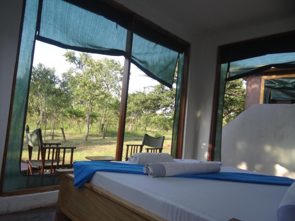 Doublegsafaris and camp mikumi photo 4