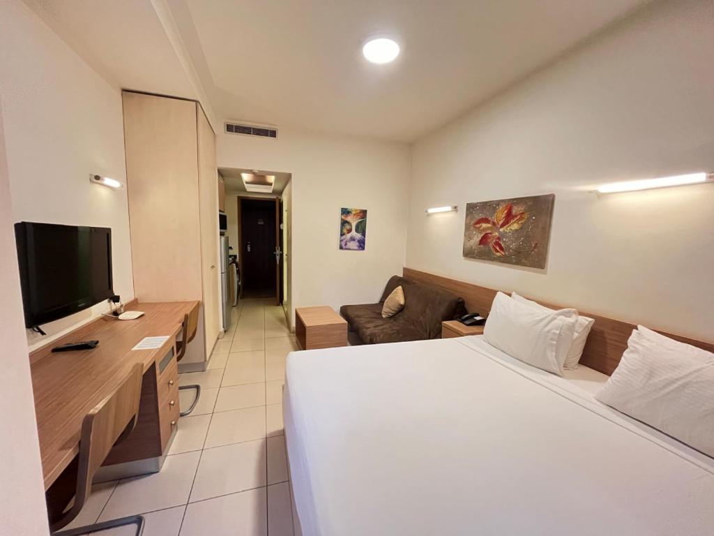 Marbel s Luxe Retreat with Gym and Bar photo 1