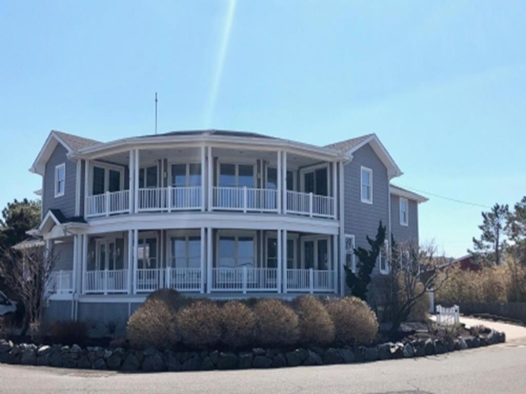 Gorgeous Bay Side Home! image