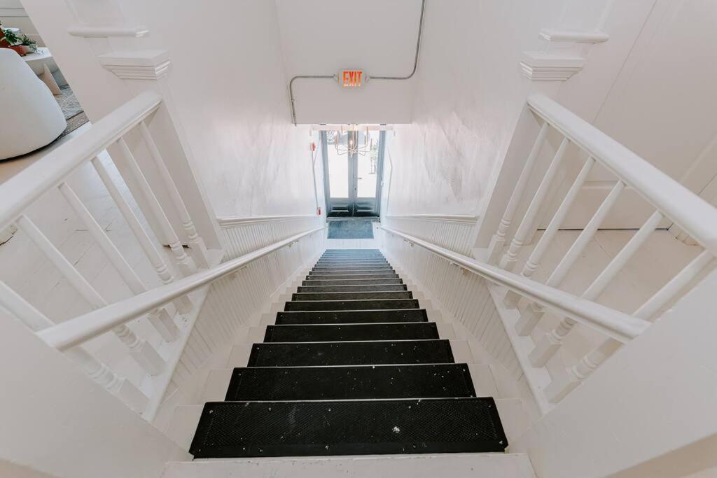 East Main Lofts - Haven 202 photo 2