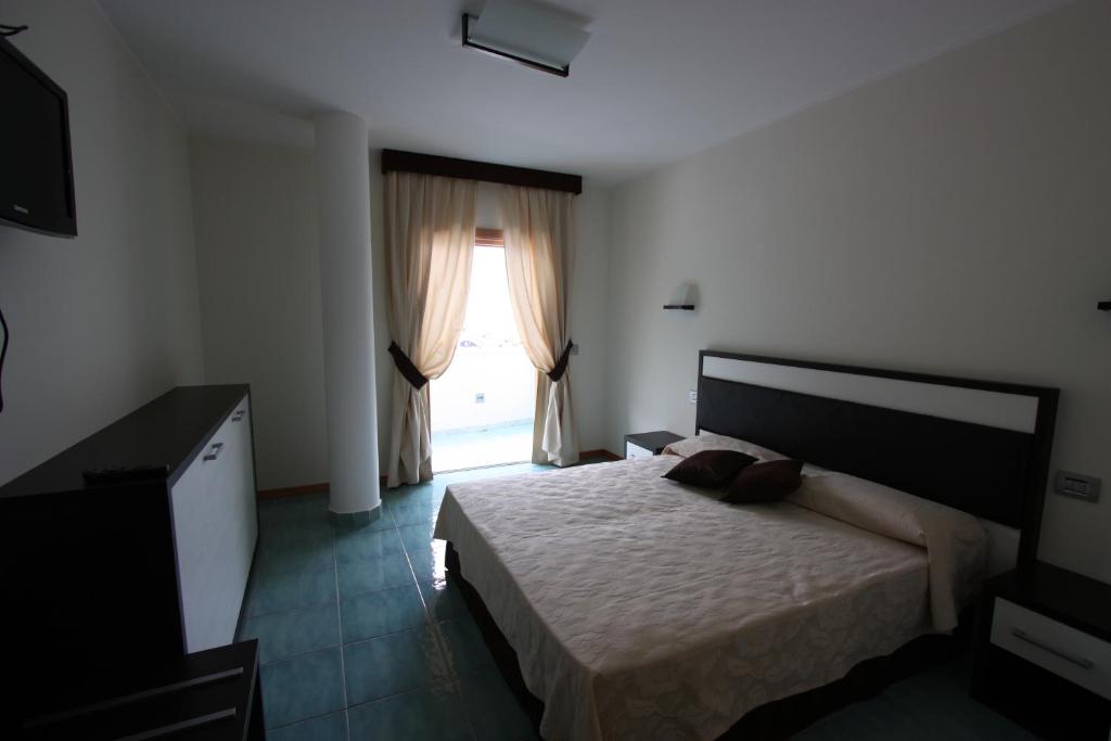 Hotel Bagni Arcobaleno photo 1