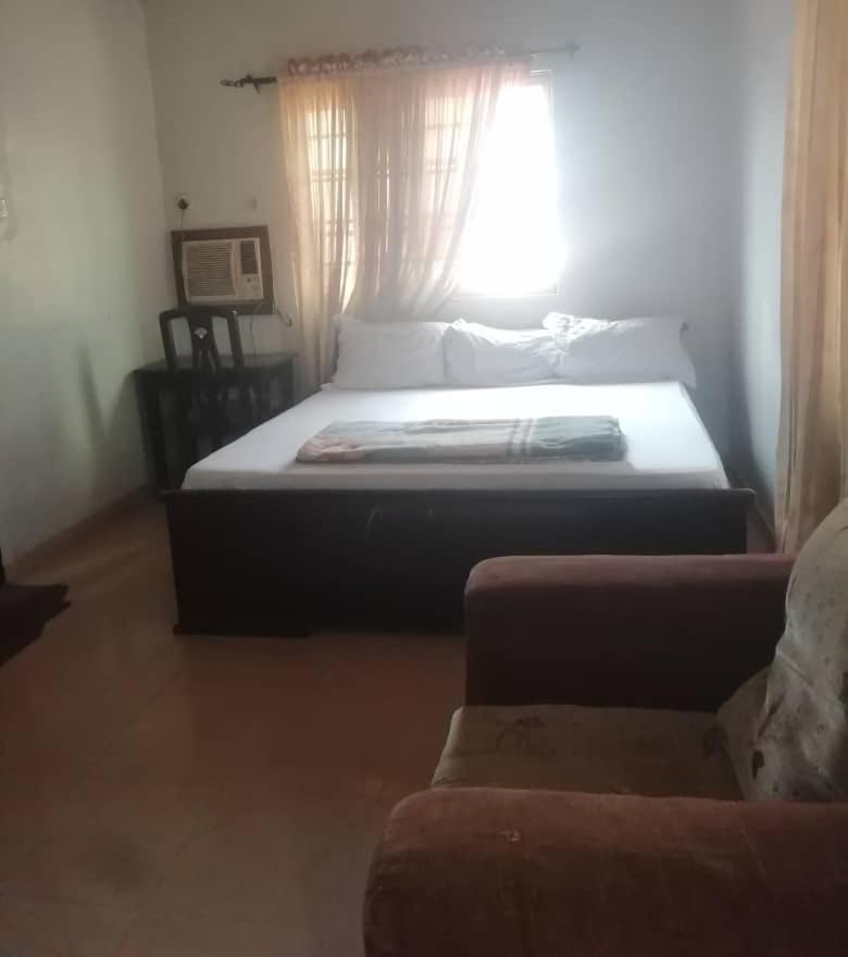 Diamond Hotel close to Intl Airport, omole ikeja photo 3