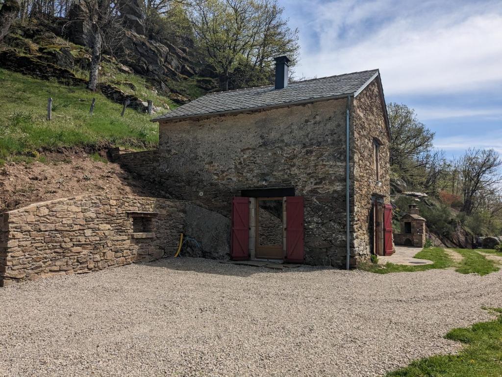 Petite bergerie en pierres tout confort photo 2