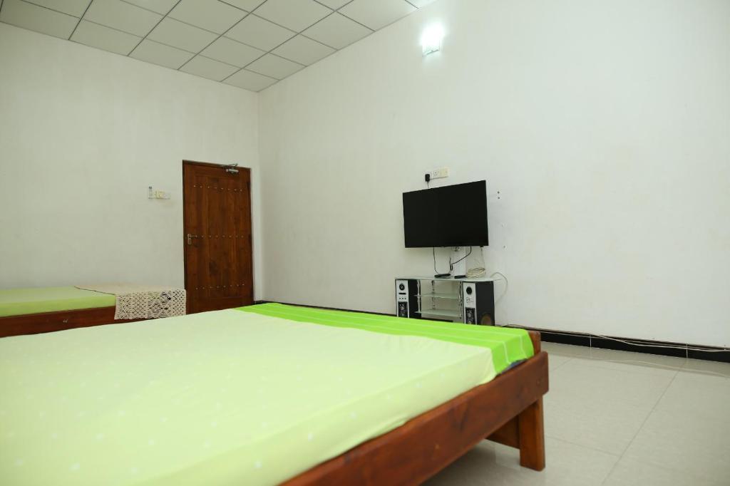 Lovely 2 Bedroom Apartment (With Bathroom& Kitchen) photo 1