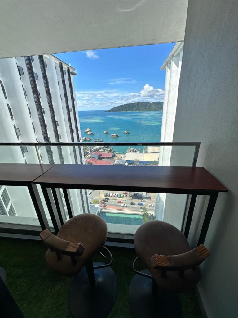 Seaview Designer Concept The shore Kota Kinabalu Sabah by UsHomestay photo 3