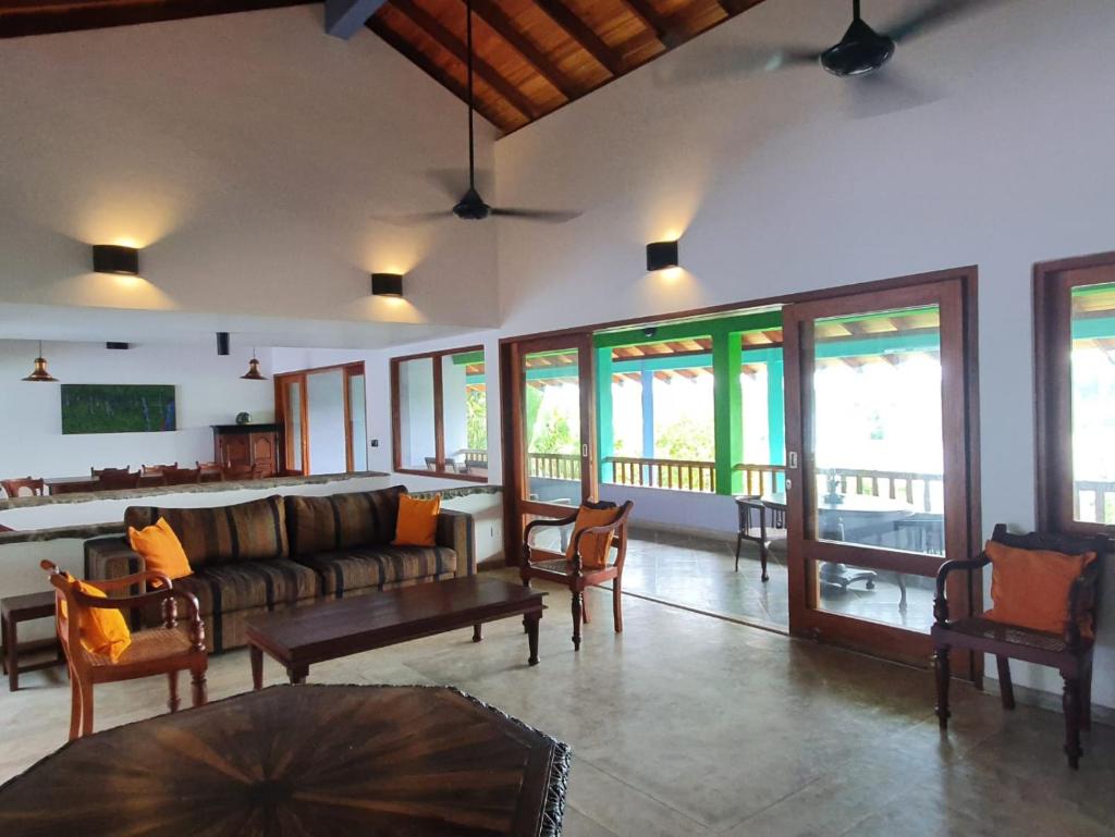 Atulya Lake View - Resort and Spa photo 1