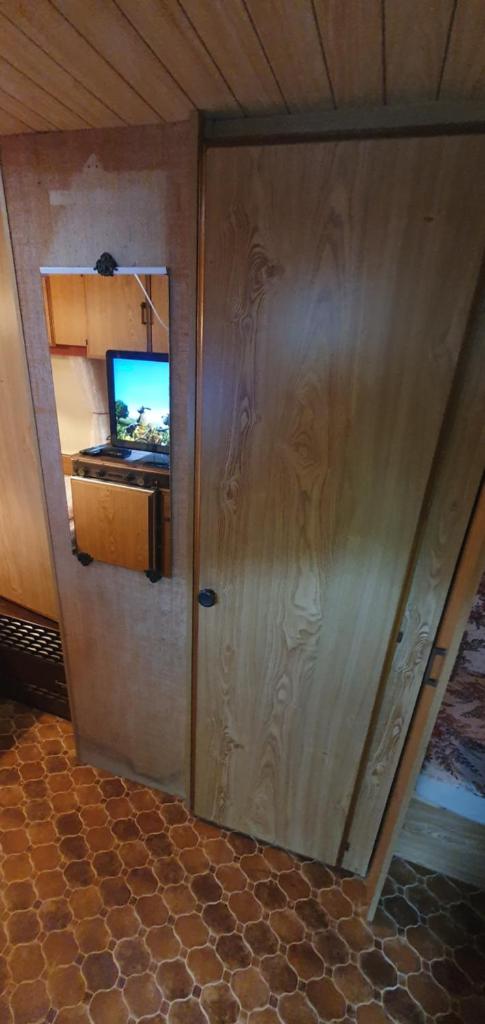 Kamp prikolica četvorokrevetna photo 2