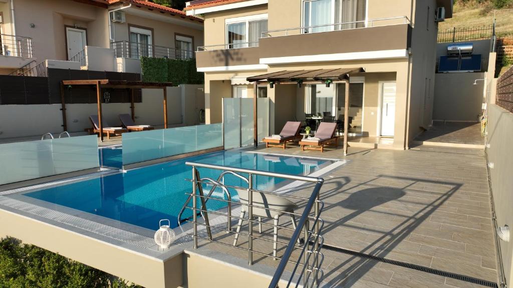 Lila's villa maisonette with private pool photo 3