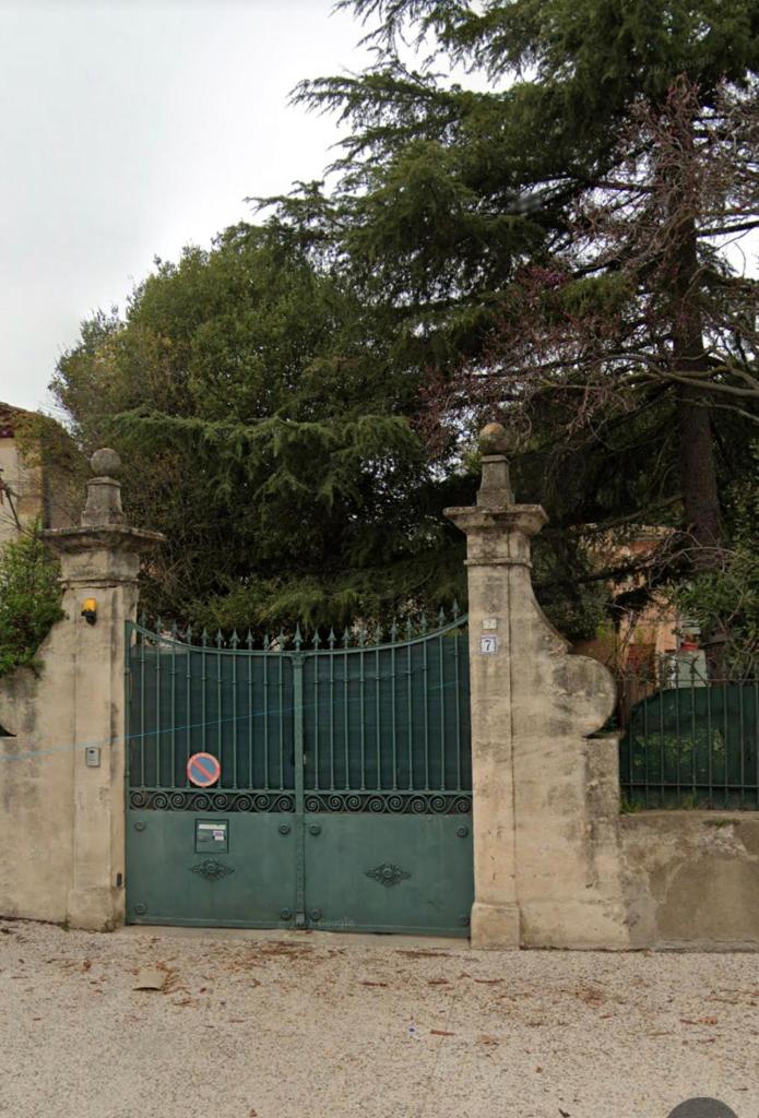 Chambre indépendante à Lezignan-la-Cèbe photo 1