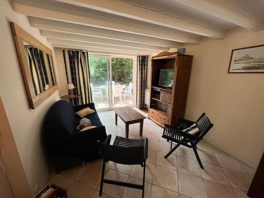 Maison à 100 m de la plage et proche du centre photo 2