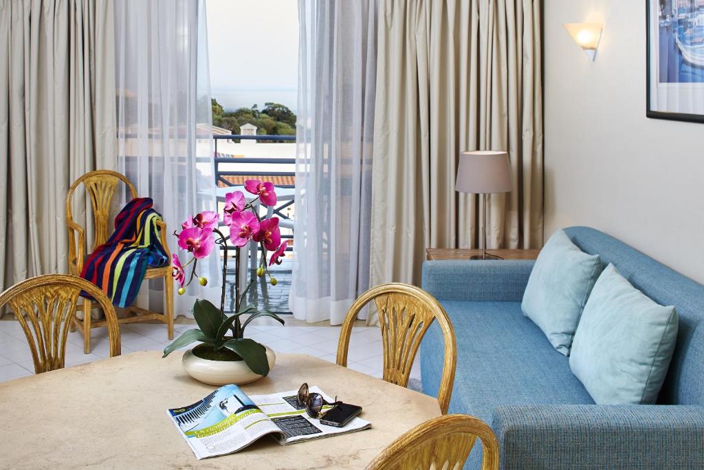 Студио (Studio  (2 Adults + 1 Child up to 12 years old)), Luna Clube Oceano