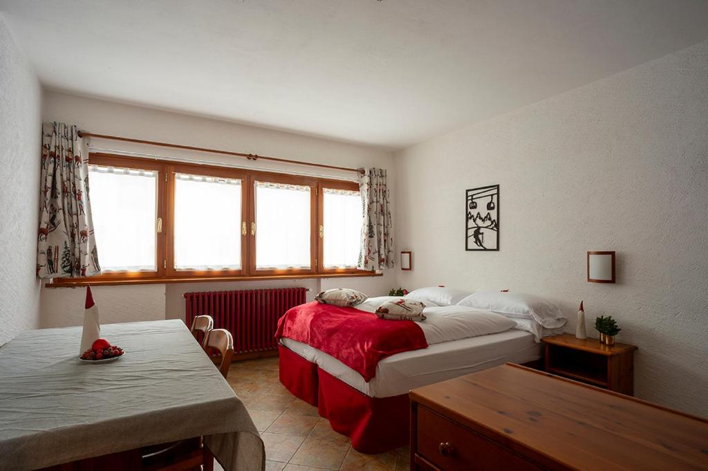 Monterosa Residence Hotel - Tap to explore photos