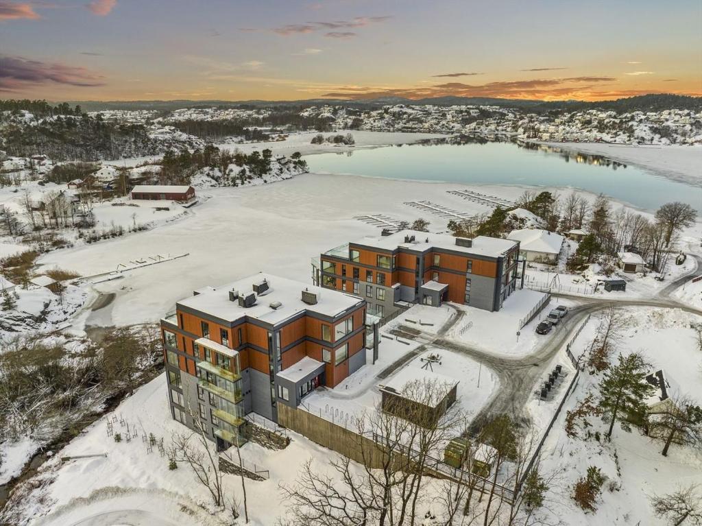 Flott leilighet ved sjøen photo 4