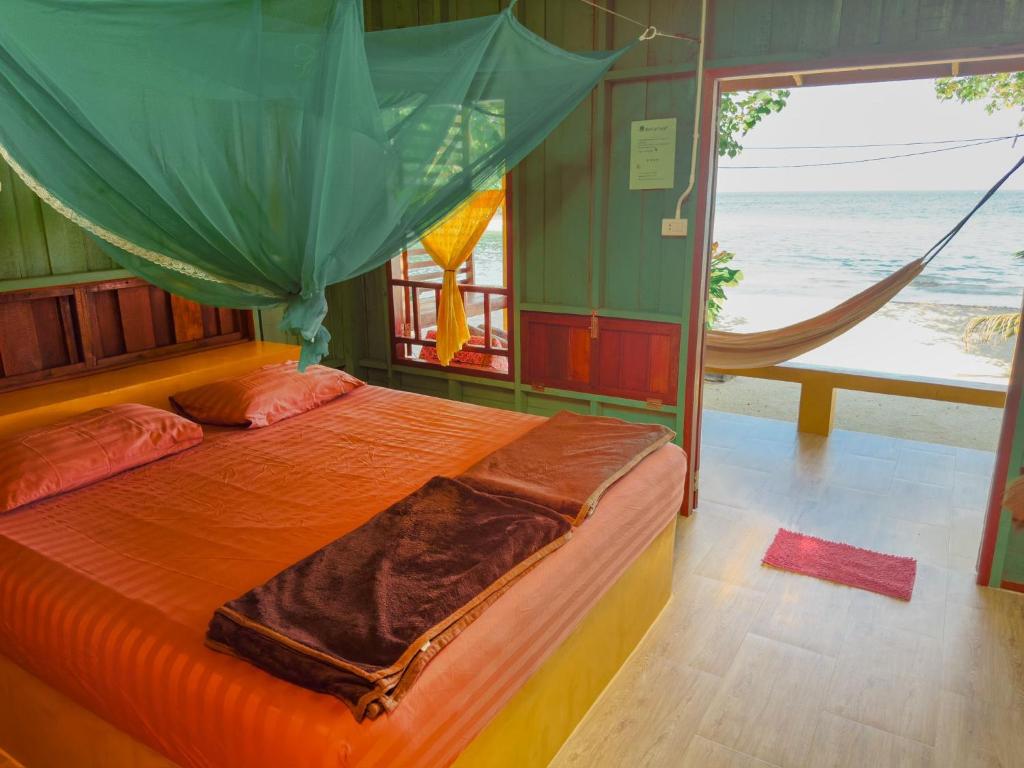 Sawasdee Resort photo 2
