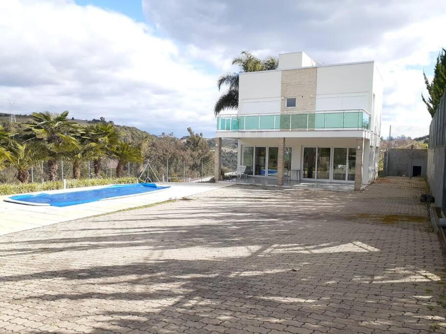 Casa de Campo em meio a Vinhedos photo 1