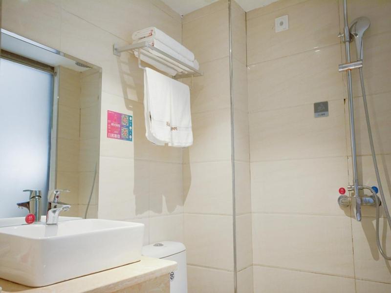Thank Inn Chain Hotel Hunan Huaihua Hecheng District South High Speed Rail Station photo 3
