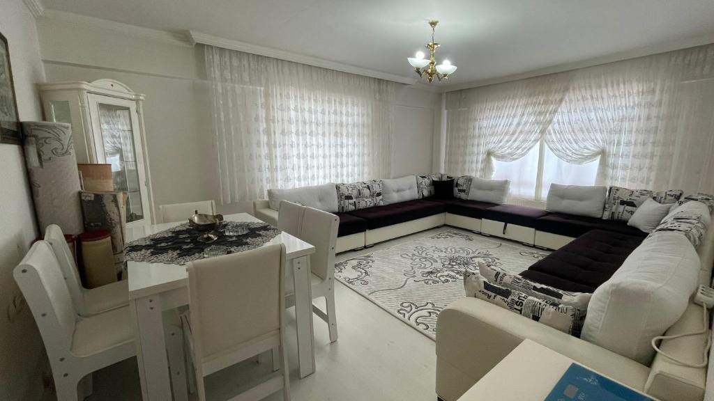 Konuk evi